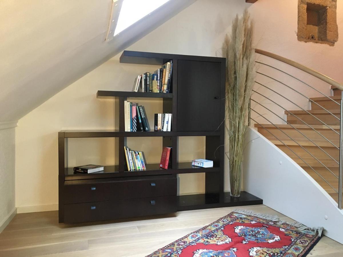 Charmante Maison Villageoise 5 Personnes Happyday Neuchatel Saint-Blaise Exterior foto