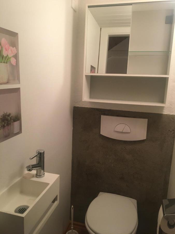 Charmante Maison Villageoise 5 Personnes Happyday Neuchatel Saint-Blaise Exterior foto